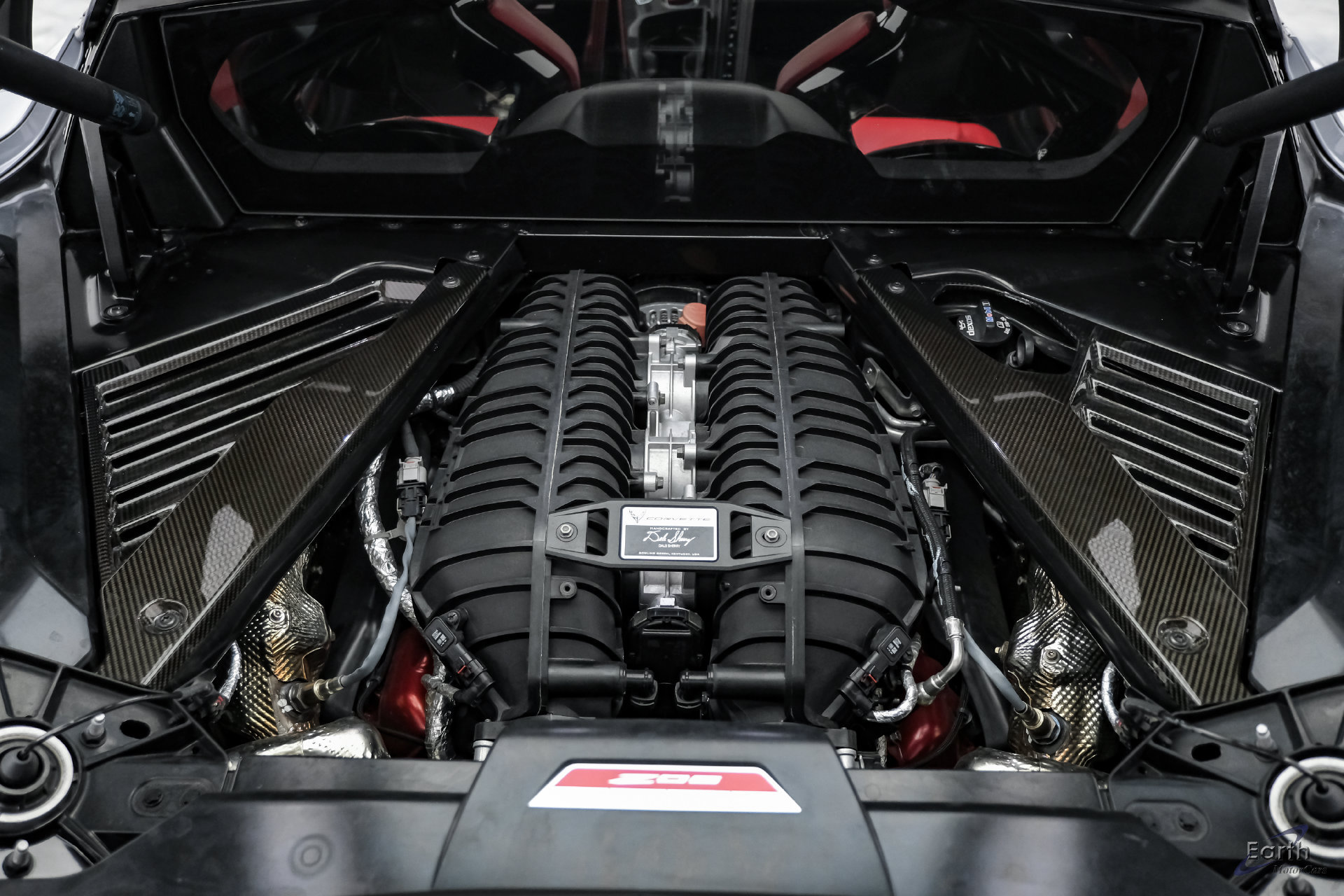 Used 2025 Chevrolet Corvette Z06 w/ Z07 Performance Package RWD image 4