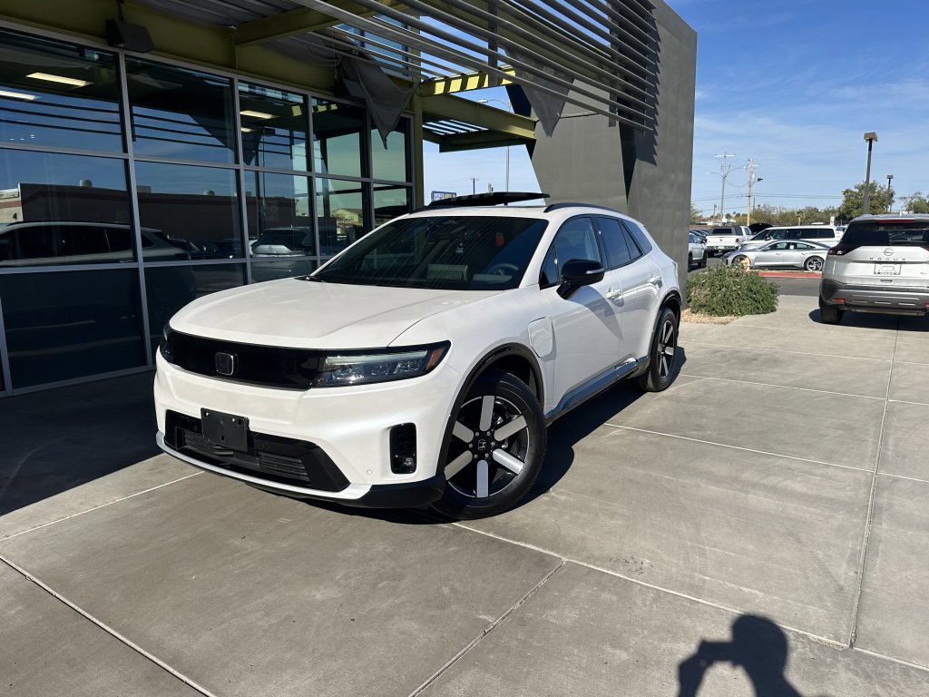 Used 2025 Honda Prologue Touring image 1
