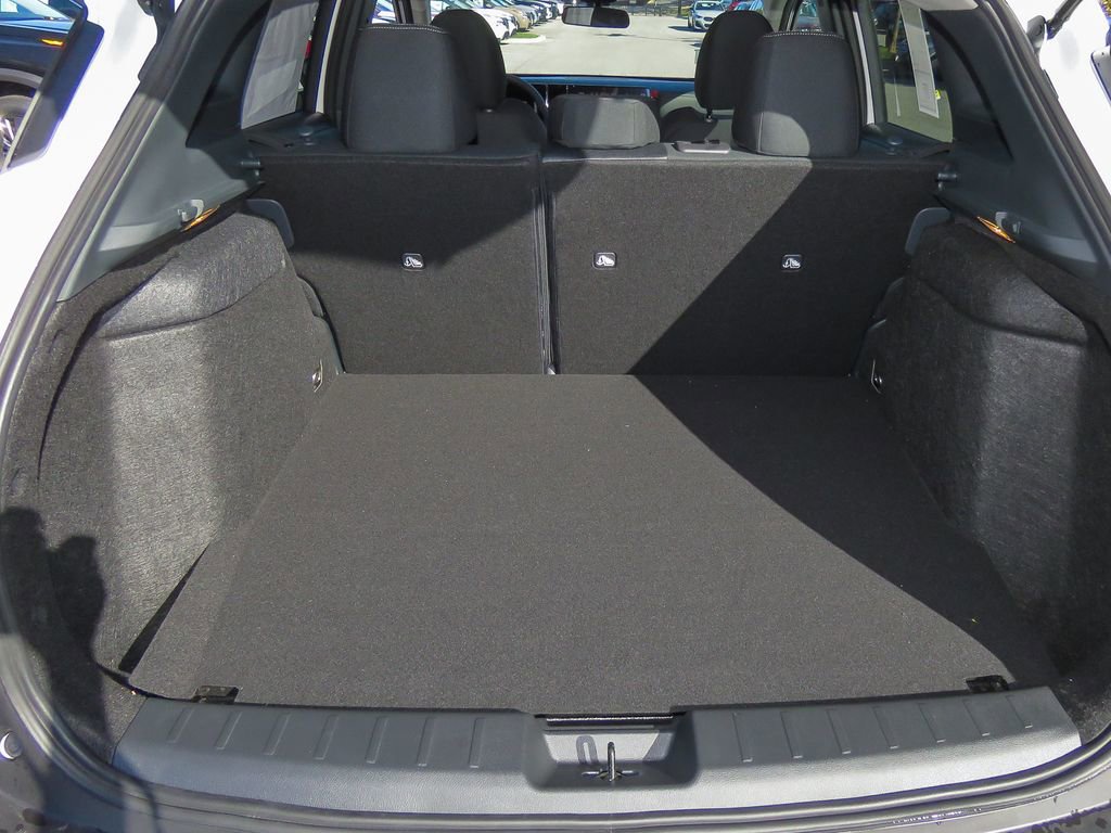 Certified 2025 Nissan Kicks SV image 25