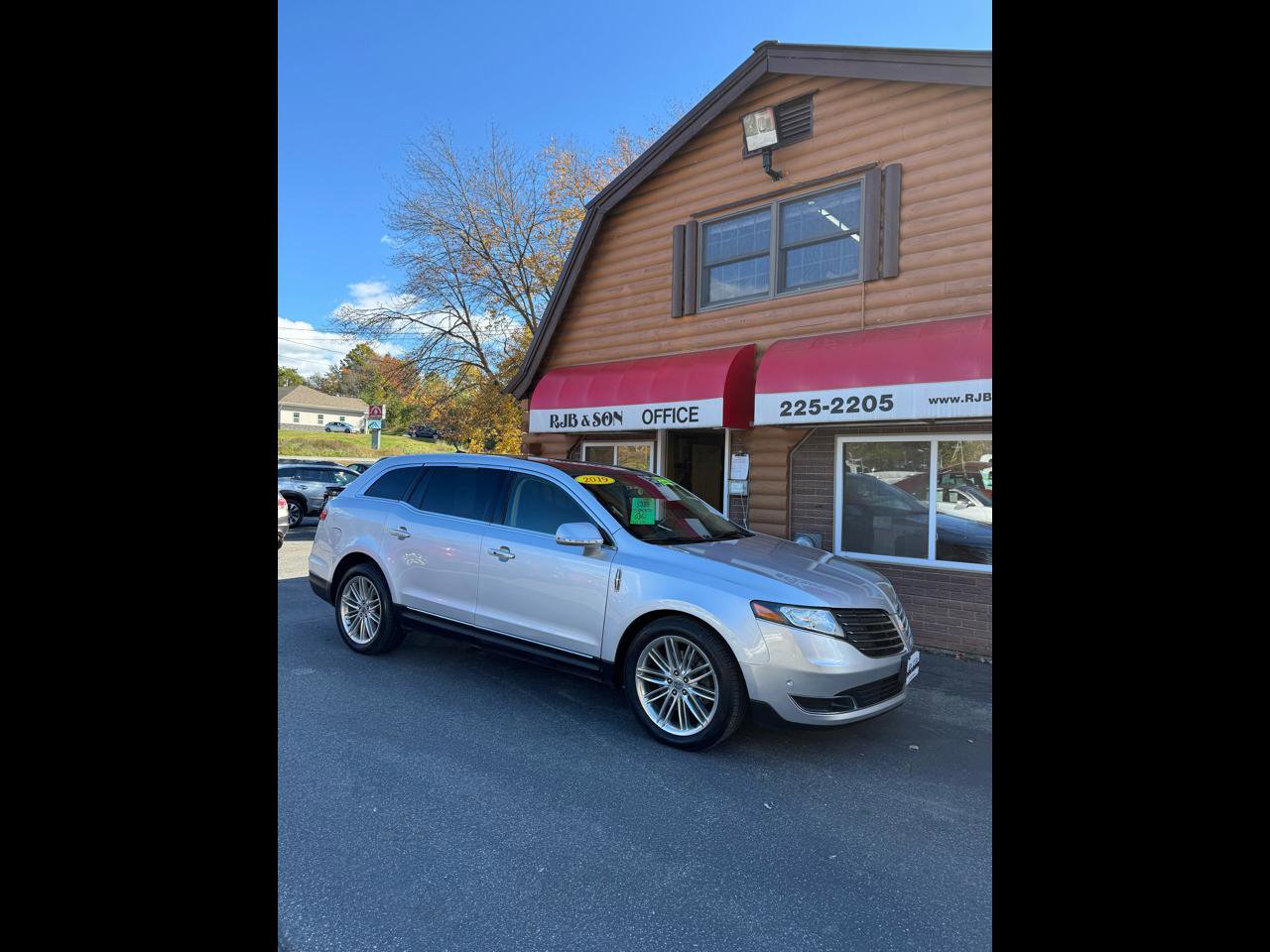 Used 2019 Lincoln MKT AWD