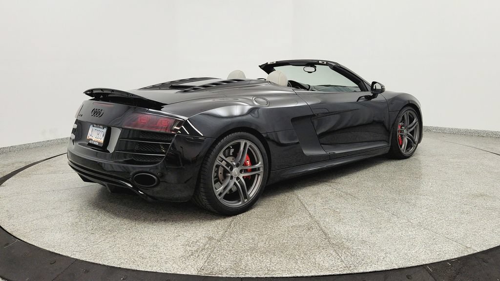 Used 2011 Audi R8 V10 w/ Enhanced Leather Pkg AWD/4WD image 5