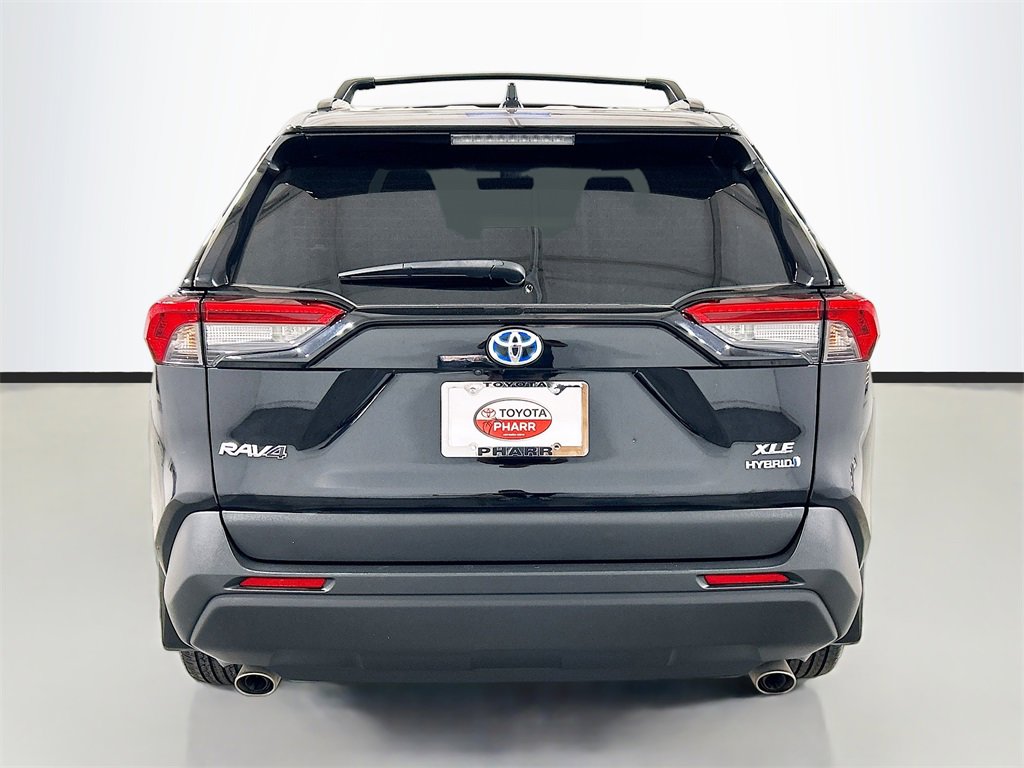 Used 2024 Toyota RAV4 XLE image 5