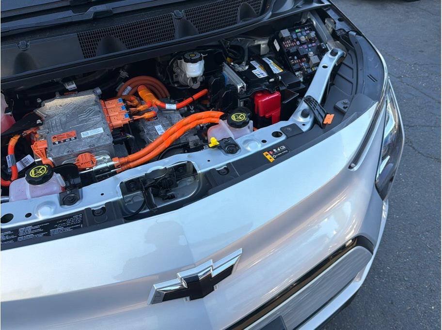 Used 2023 Chevrolet Bolt LT w/ Driver Confidence Package FWD image 31