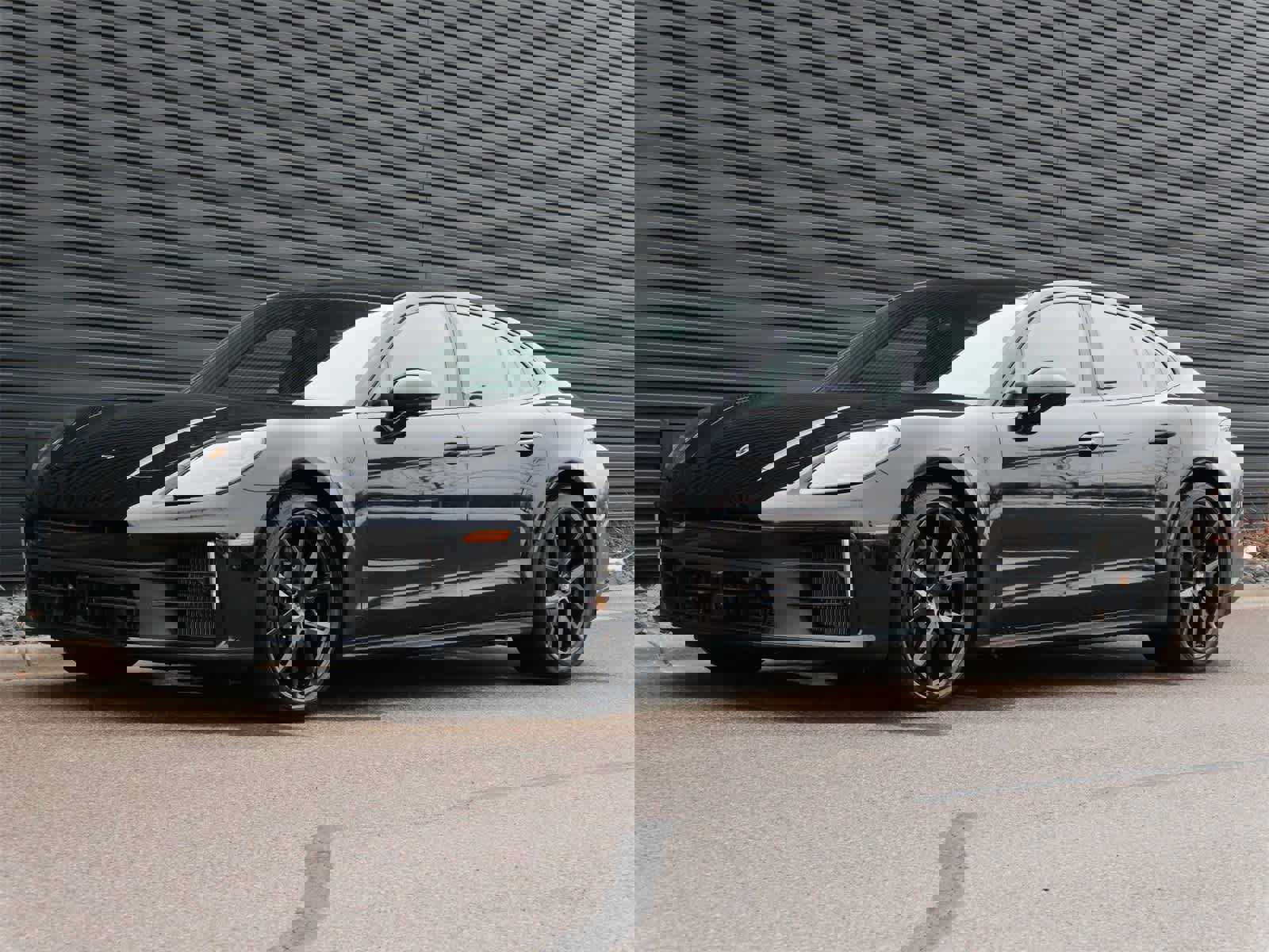 New 2026 Porsche Panamera 4