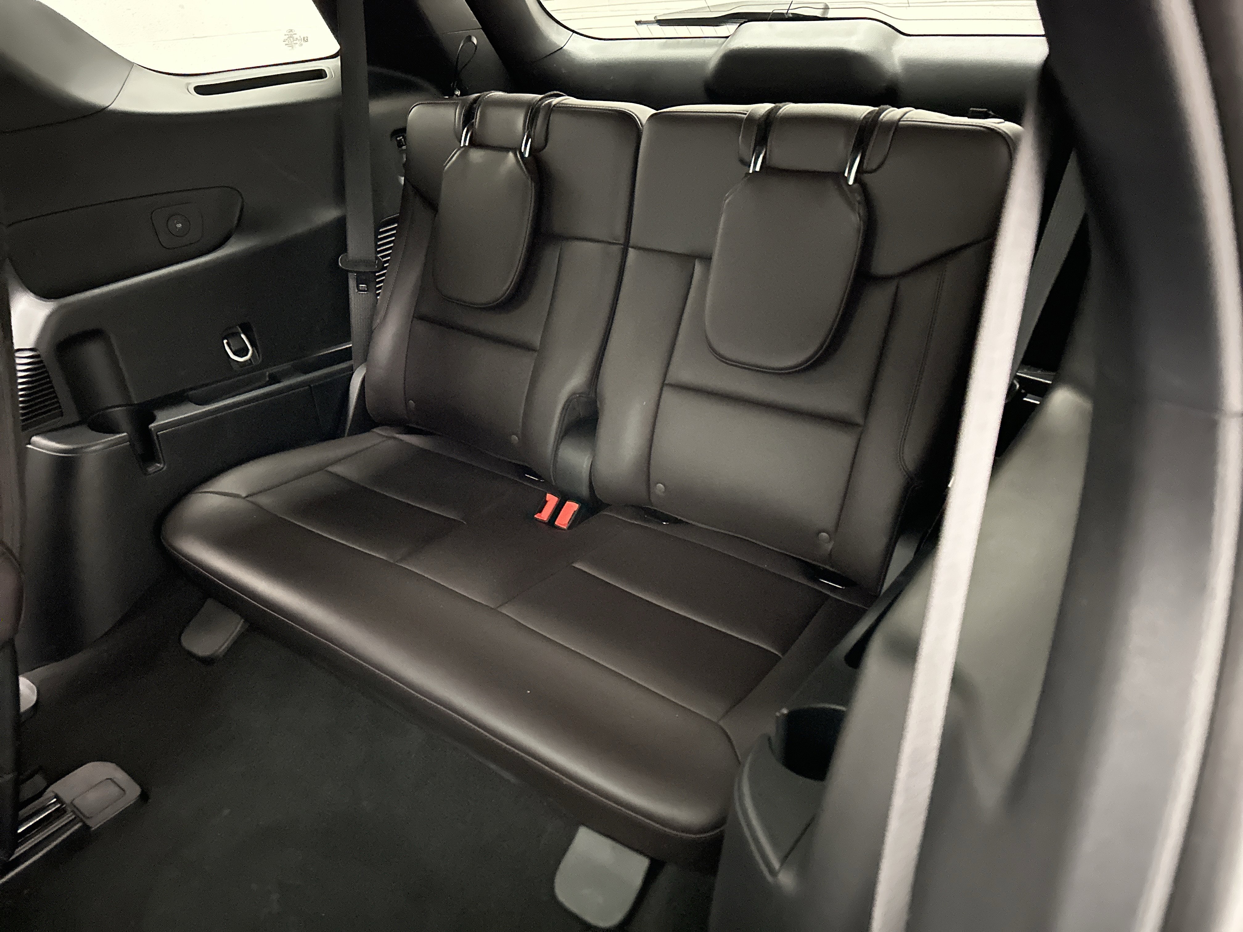 Used 2025 Ford Explorer Platinum w/ LUX Leather Package image 26