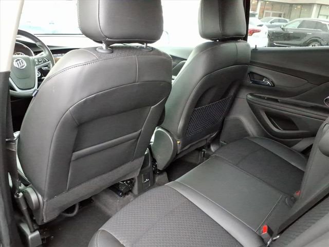 Used 2021 Buick Encore Preferred w/ Safety Package image 15