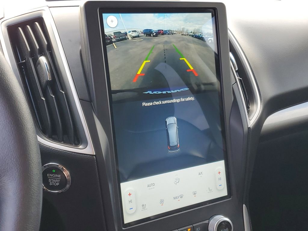 Used 2024 Ford Edge SEL w/ Convenience Package image 17