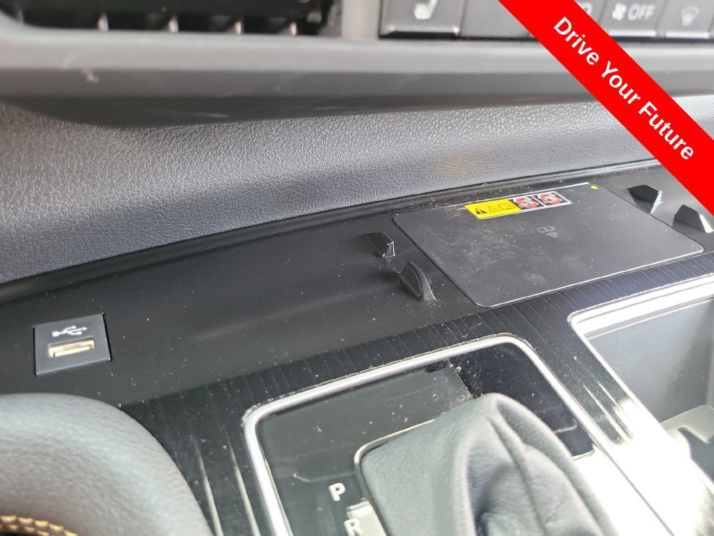 Used 2026 Toyota Sienna XLE Woodland Edition AWD/4WD image 12