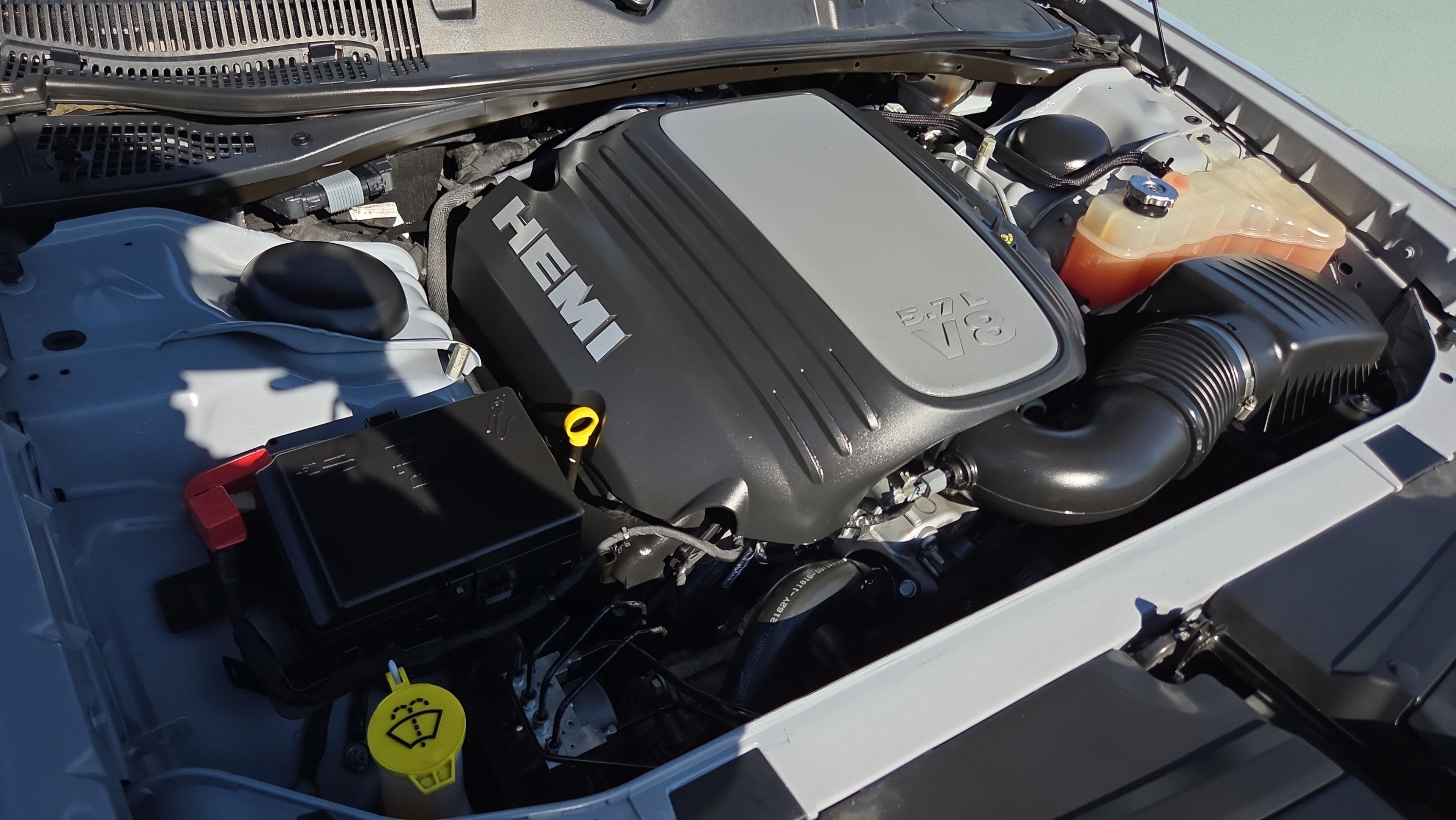 Used 2022 Dodge Challenger R/T w/ Blacktop Package RWD image 18