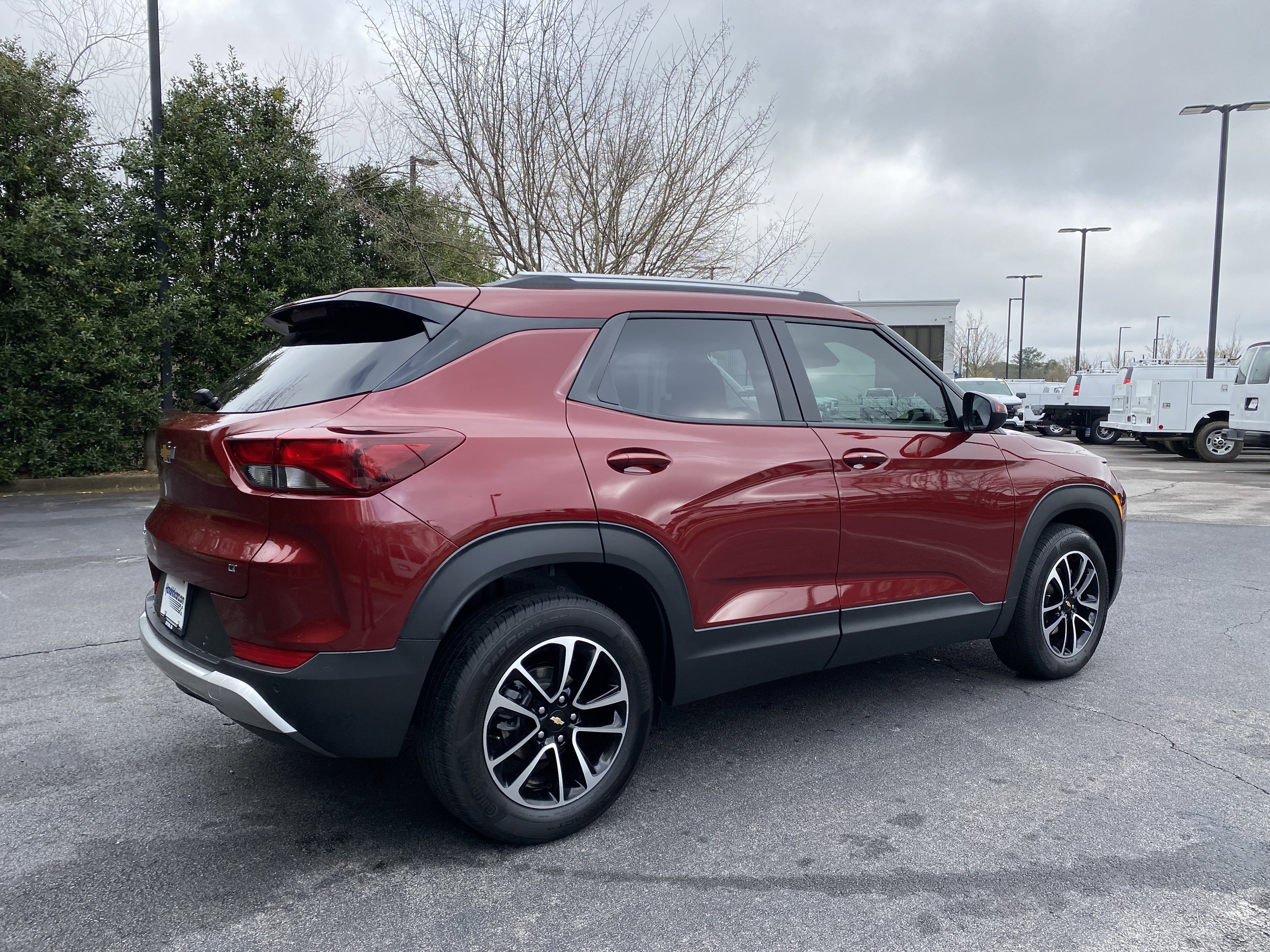 Used 2024 Chevrolet TrailBlazer LT w/ LT Cold Weather Package image 9