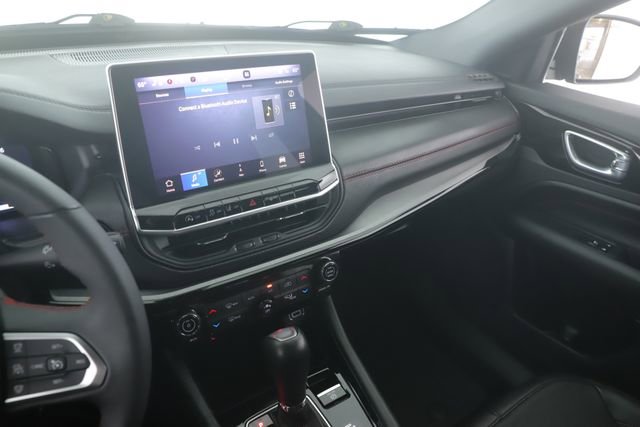 Used 2024 Jeep Compass Trailhawk w/ Trailhawk Elite Group image 28