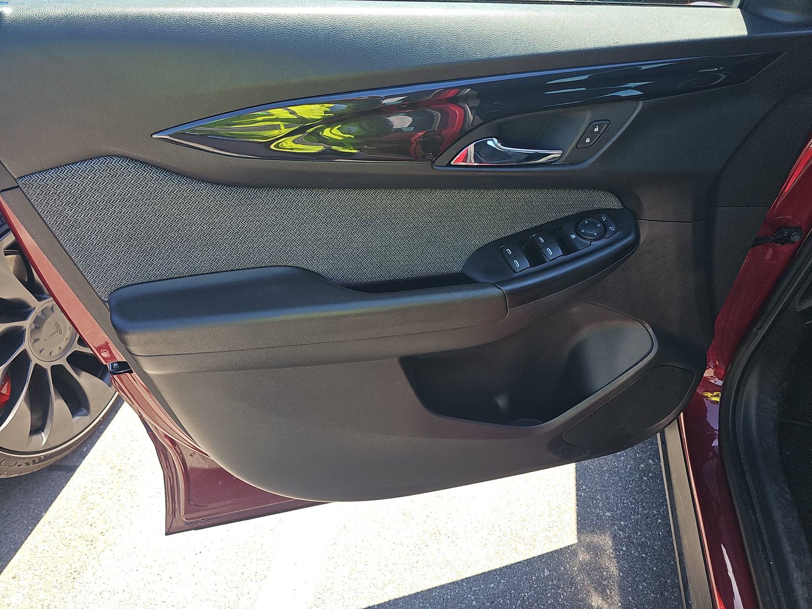 Used 2024 Chevrolet TrailBlazer LS image 15