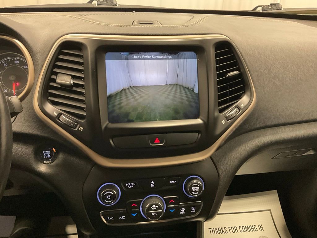 Used 2016 Jeep Cherokee Limited FWD image 7