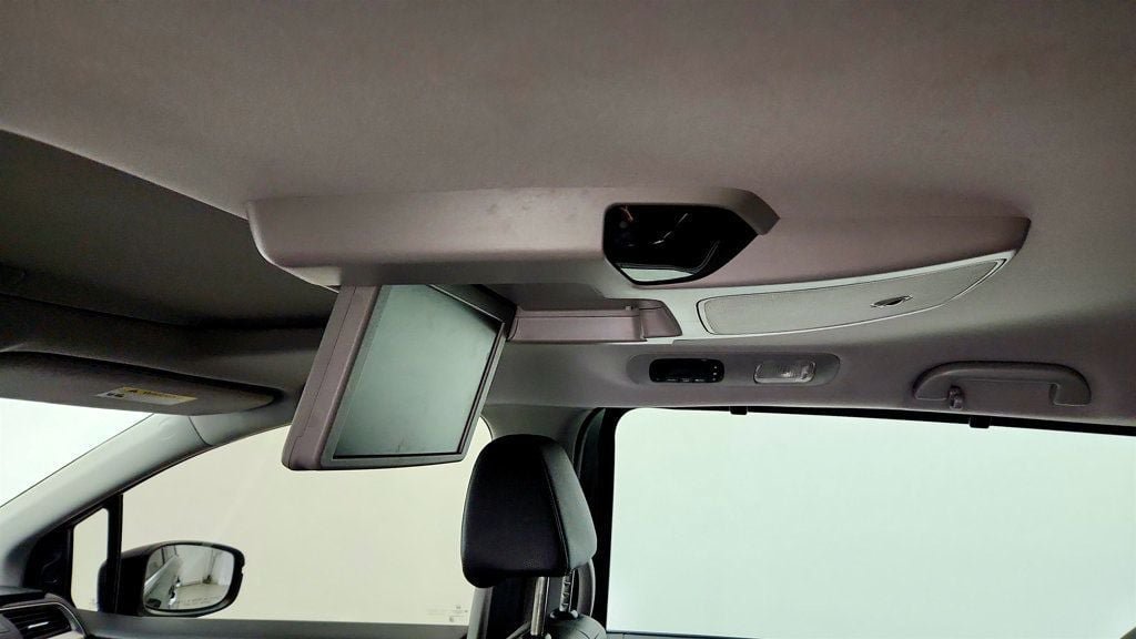 Used 2023 Honda Odyssey Touring image 23