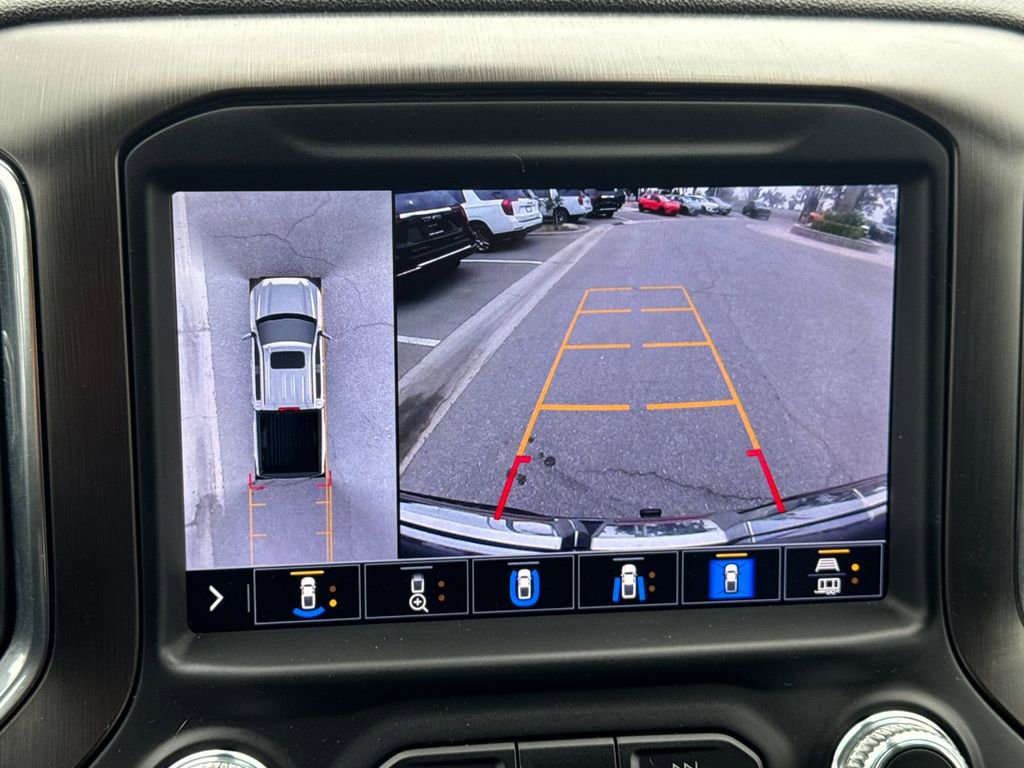 Used 2022 GMC Sierra 1500 AT4 w/ AT4 Premium Package image 22