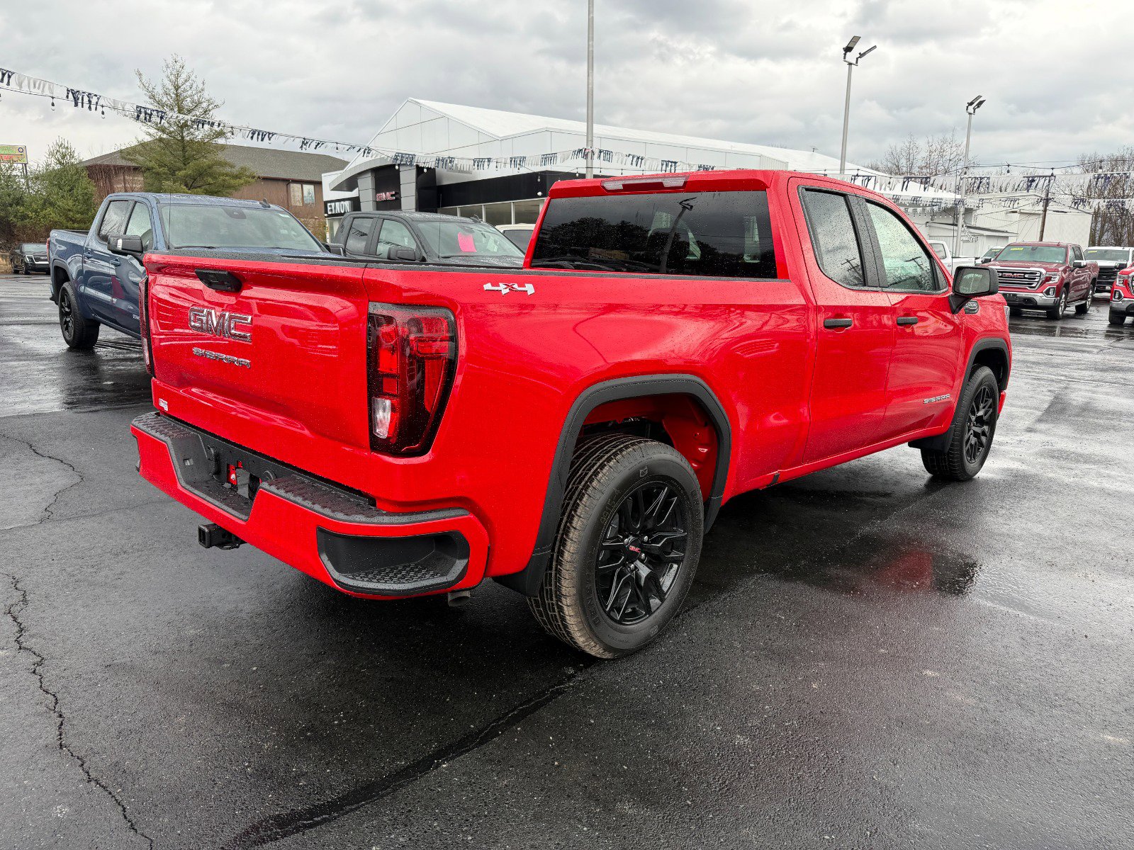New 2026 GMC Sierra 1500 Pro w/ Graphite Edition image 5