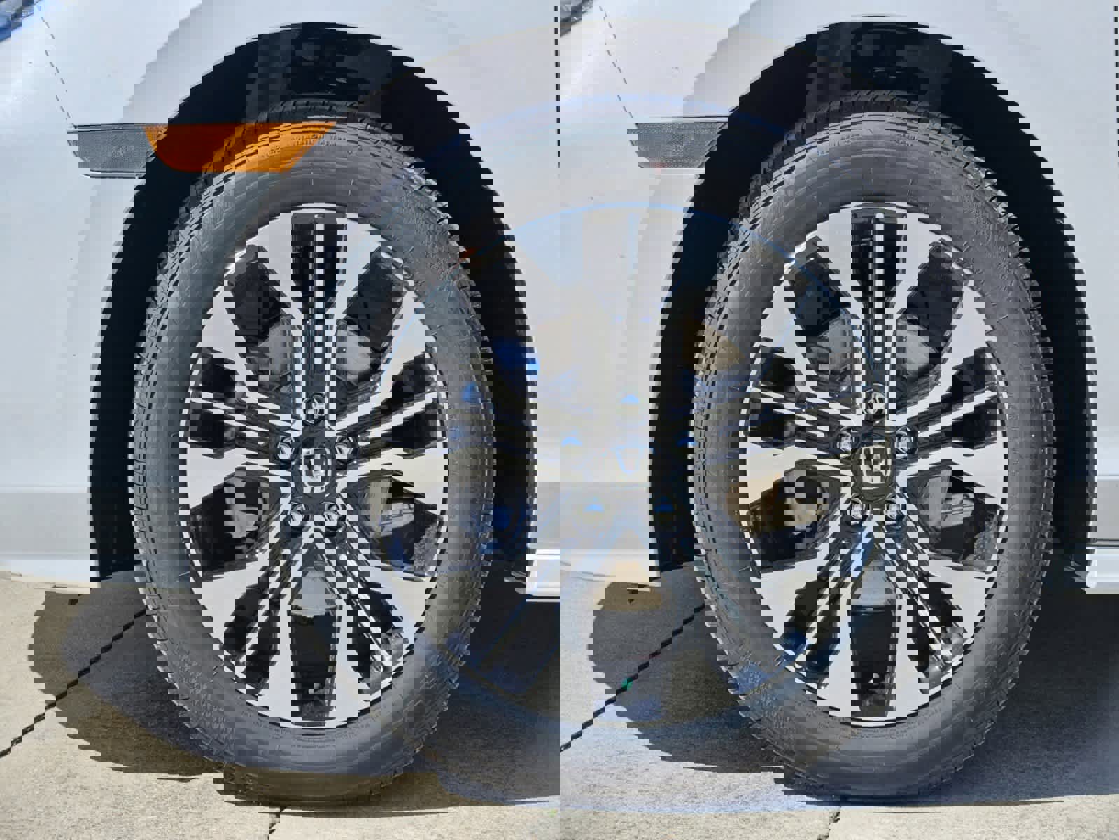 New 2026 Honda Odyssey Elite image 9