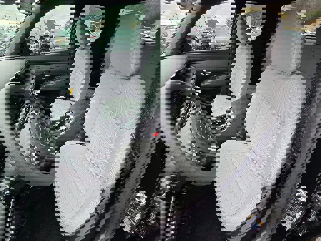 New 2025 Hyundai Santa Cruz SE image 14