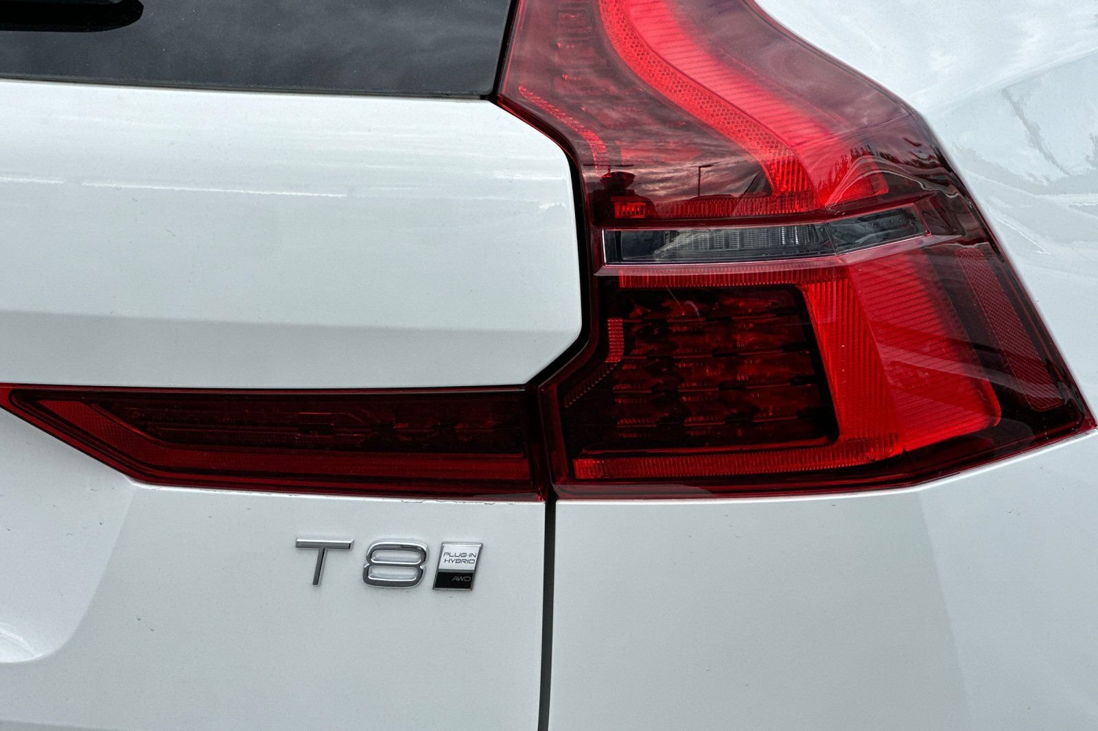 New 2026 Volvo XC60 T8 Plus w/ Protection Package Premier AWD/4WD image 27