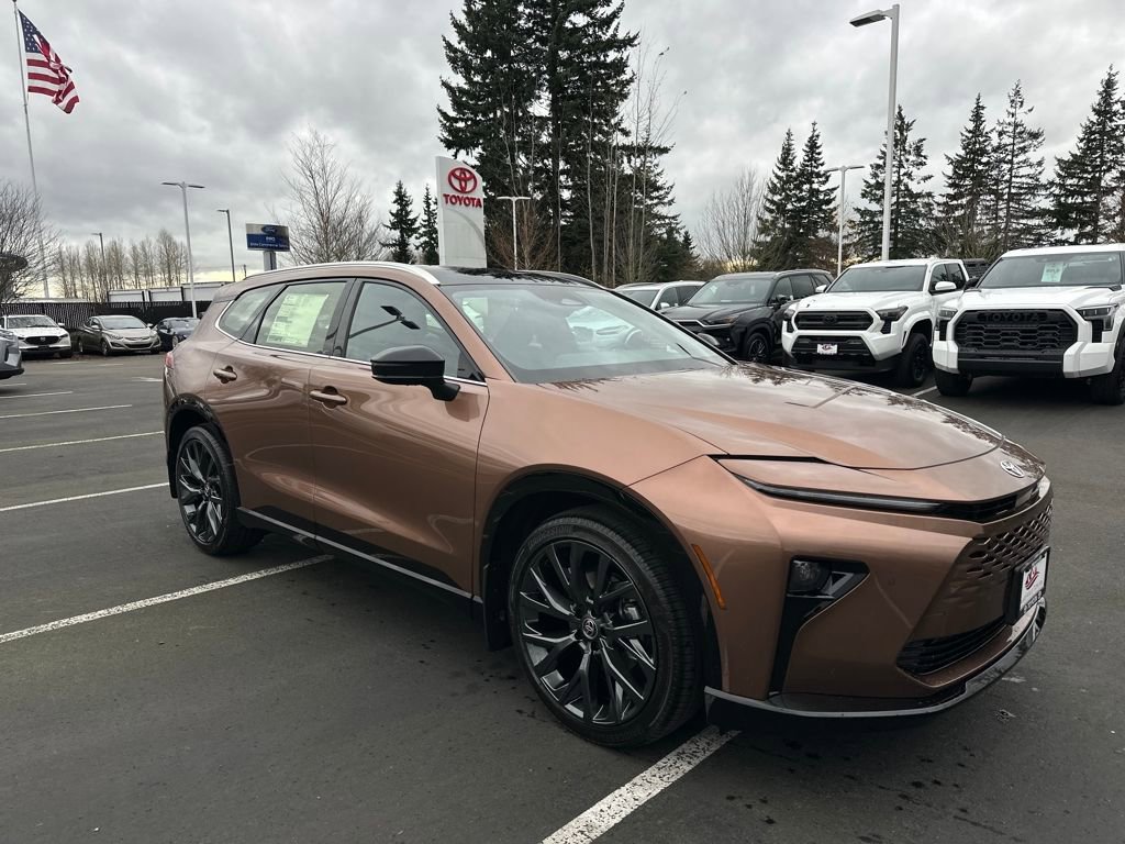 New 2025 Toyota Crown Signia 360° Tour