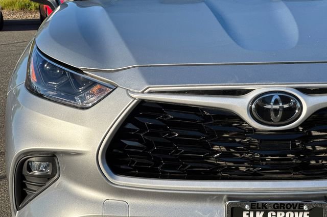Used 2023 Toyota Highlander LE image 46
