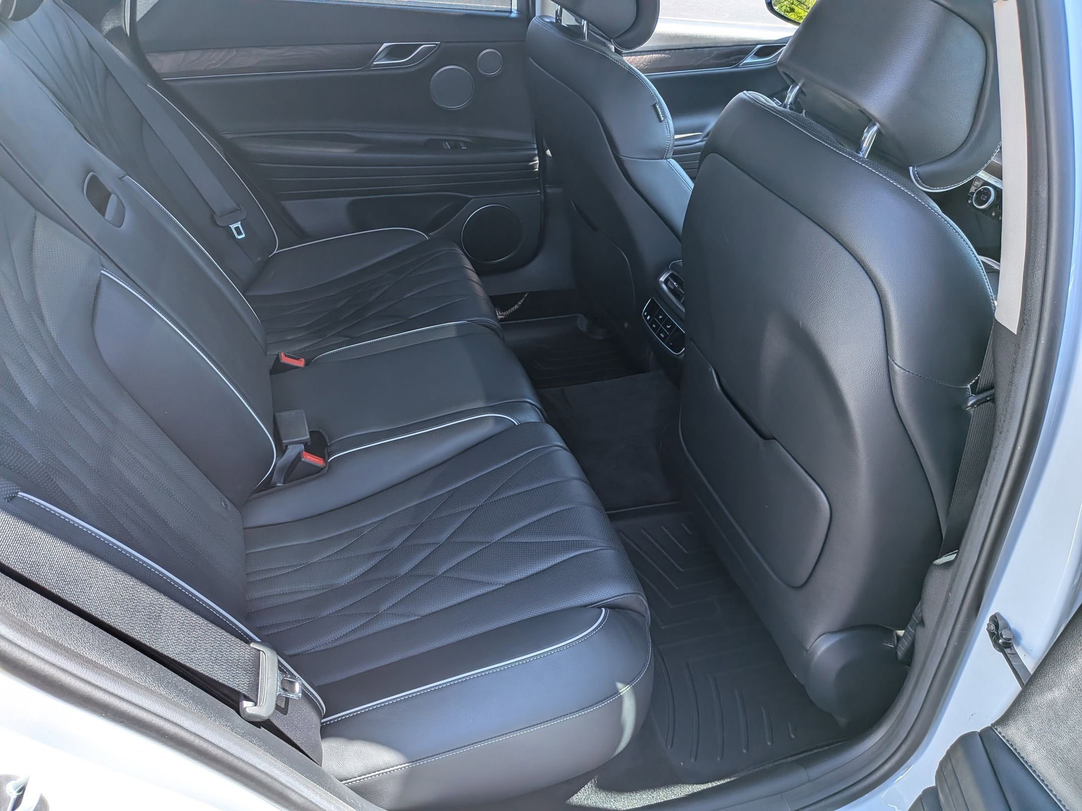 Used 2021 Genesis G80 3.5T RWD image 33