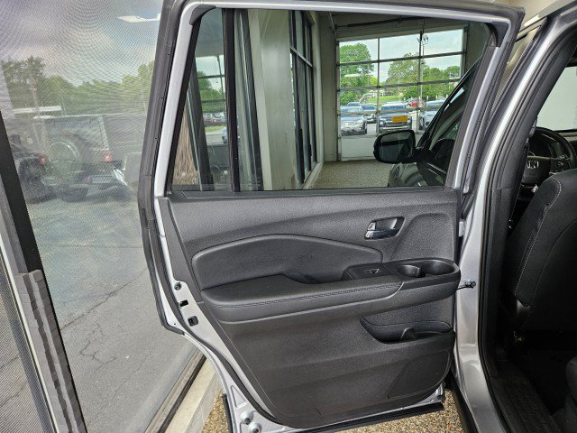Used 2019 Honda Passport Sport image 15