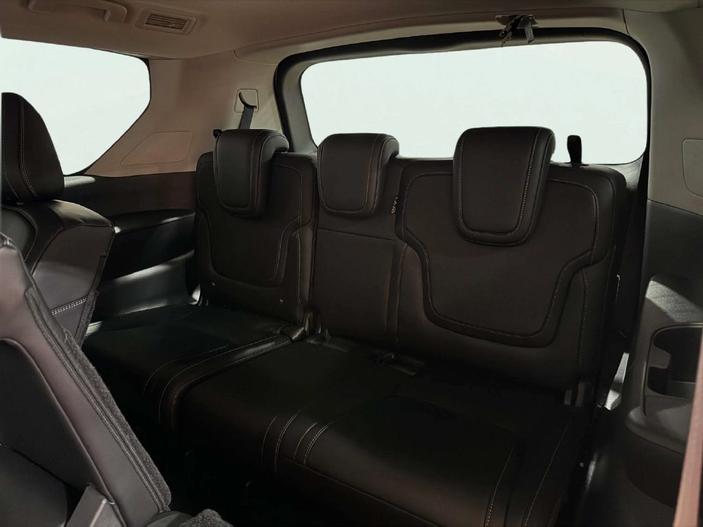 Certified 2026 Nissan Armada SV AWD/4WD image 23