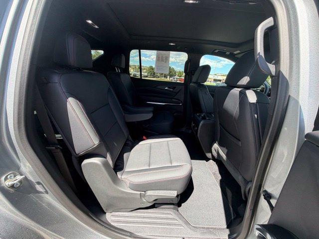 Used 2025 Chevrolet Traverse Z71 w/ Driver Confidence Package AWD/4WD image 29