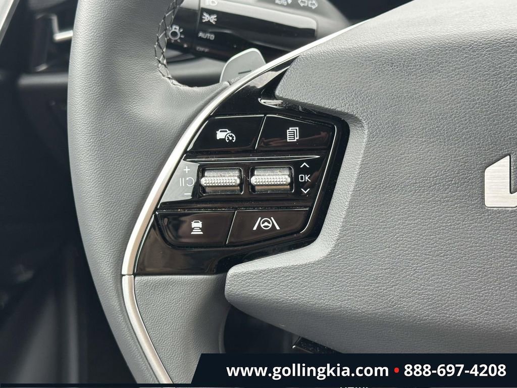 Certified 2025 Kia Niro EX FWD image 21