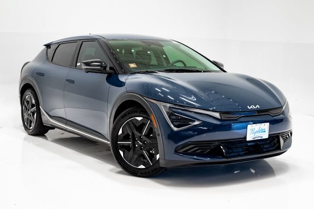 Used 2025 Kia EV6 Wind RWD image 6