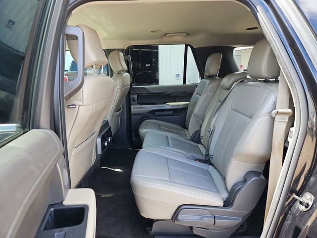 Used 2018 Ford Expedition Max XLT w/ Equipment Group 202A RWD image 25