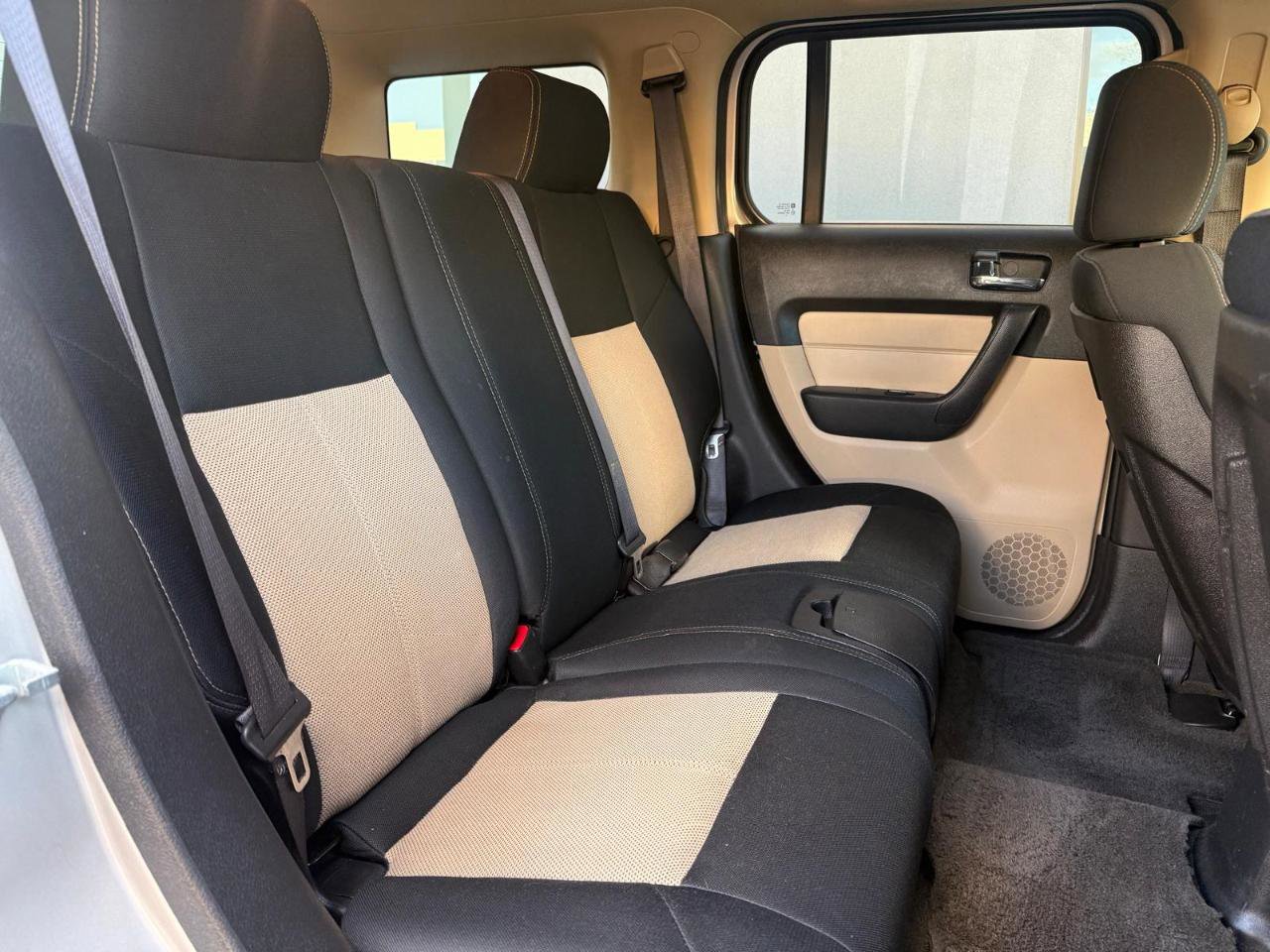 Used 2006 HUMMER H3 w/ Chrome Appearance Package image 21