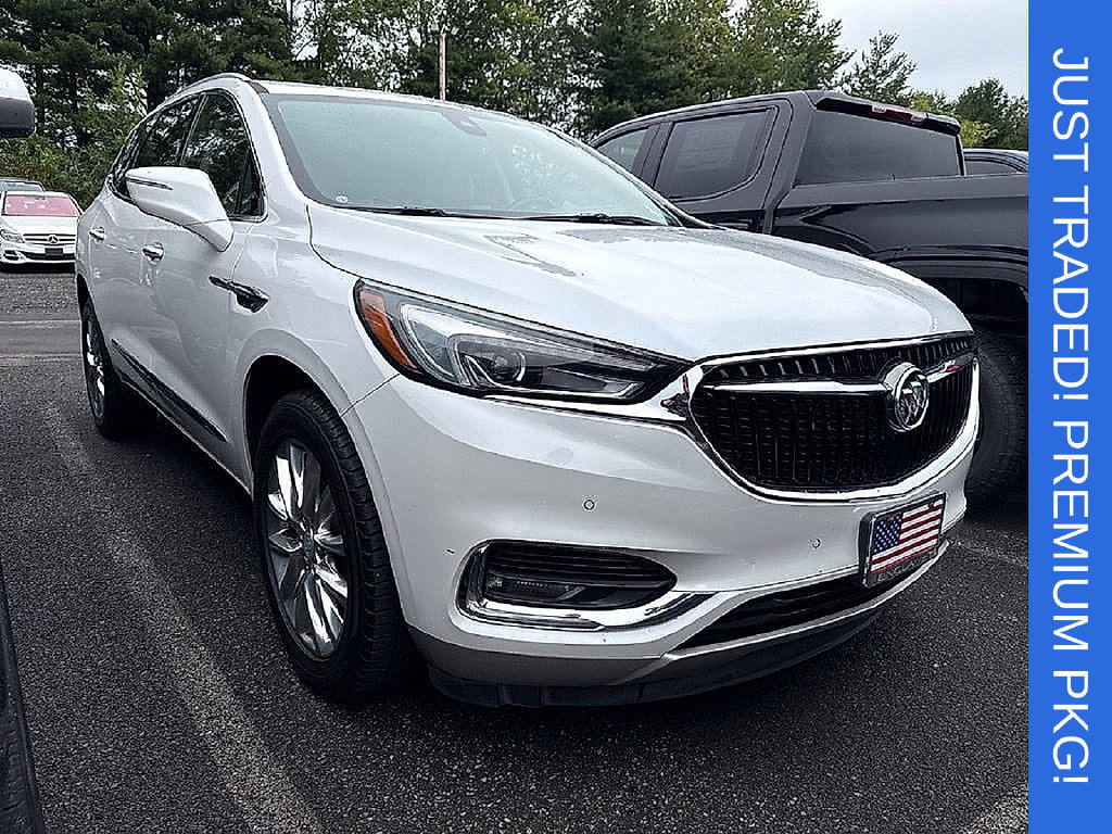Used 2018 Buick Enclave Premium w/ Experience Buick Package AWD/4WD image 2