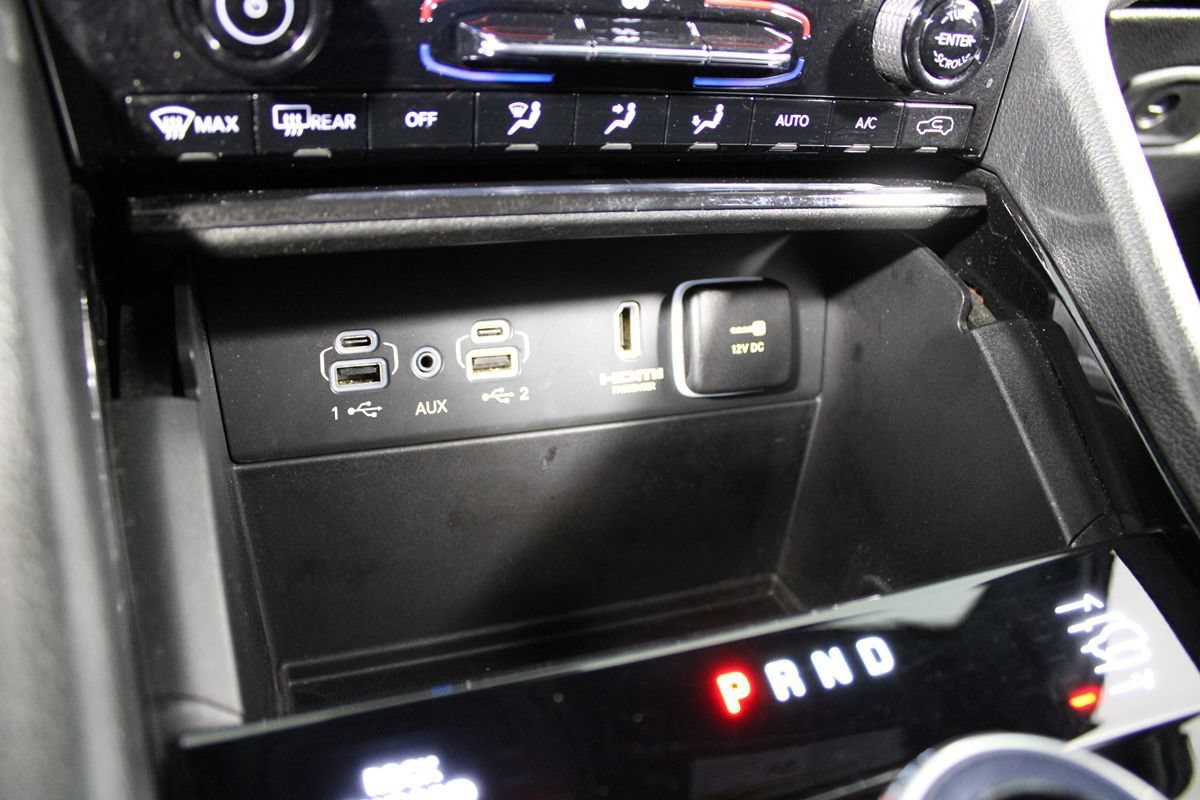 Used 2023 Jeep Grand Cherokee Trailhawk AWD/4WD image 22