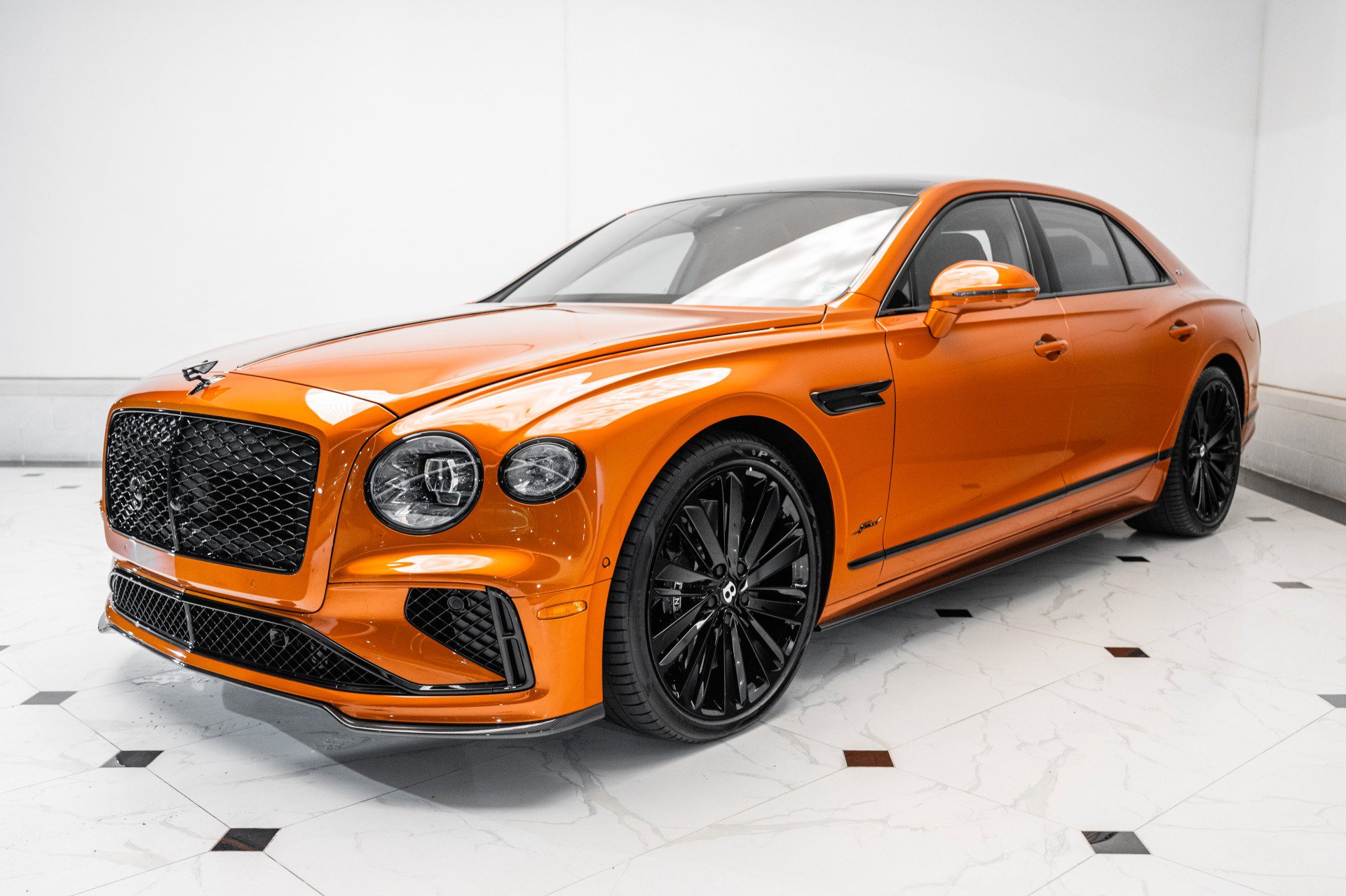 New 2025 Bentley Flying Spur Plug-In Hybrid image 9