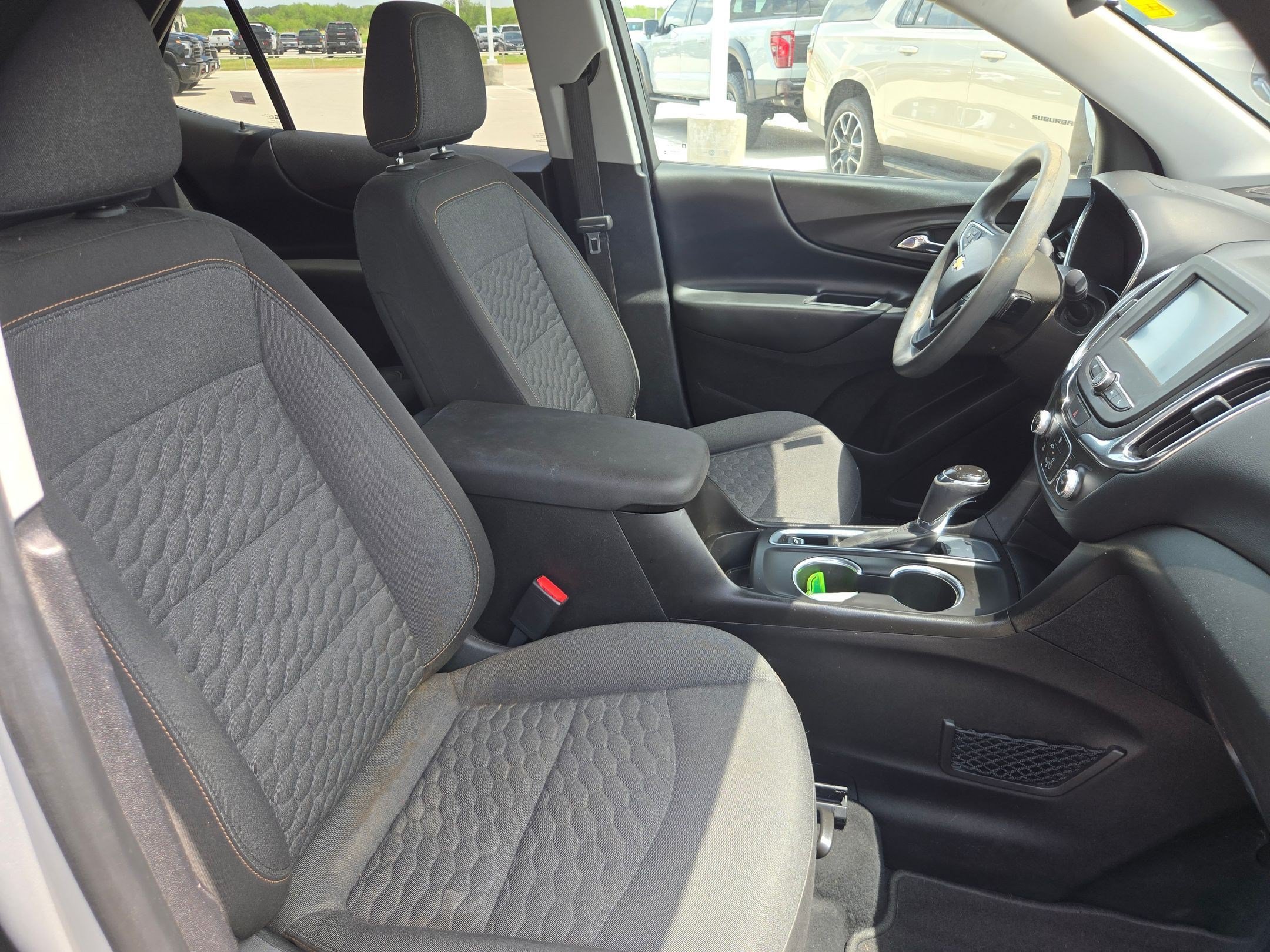 Used 2018 Chevrolet Equinox LT FWD image 25