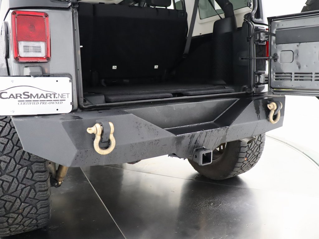 Used 2018 Jeep Wrangler Unlimited Sahara image 24