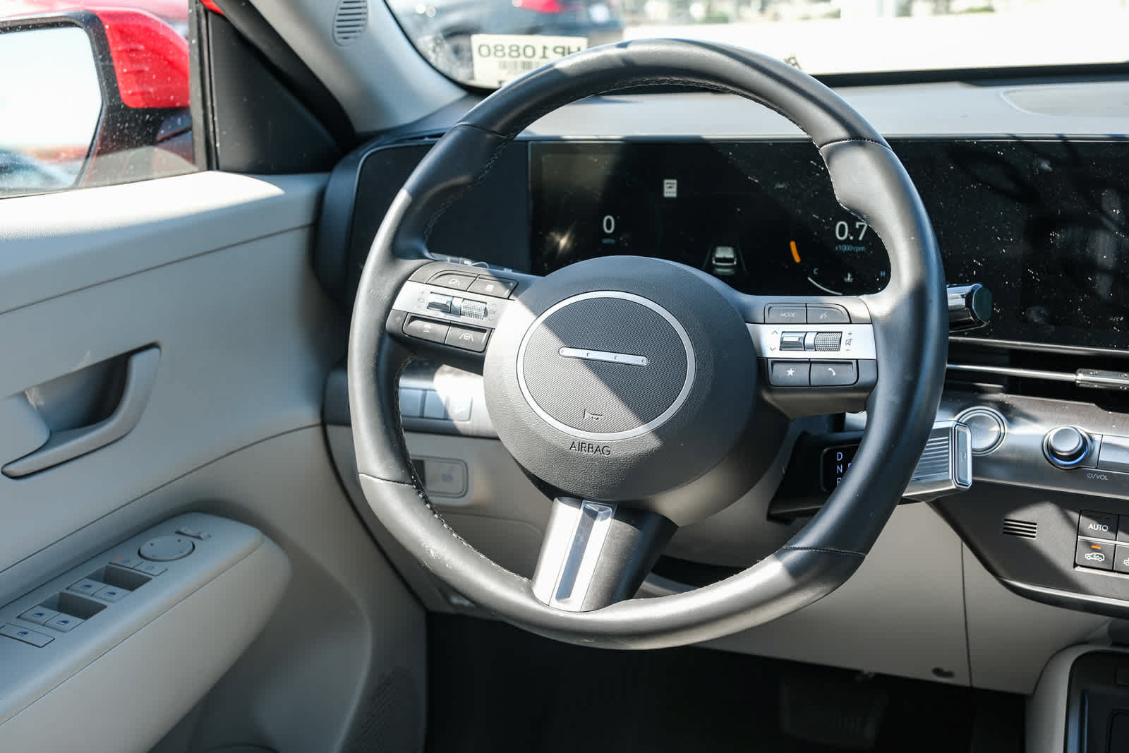Used 2024 Hyundai Kona SEL w/ Convenience Package FWD image 17