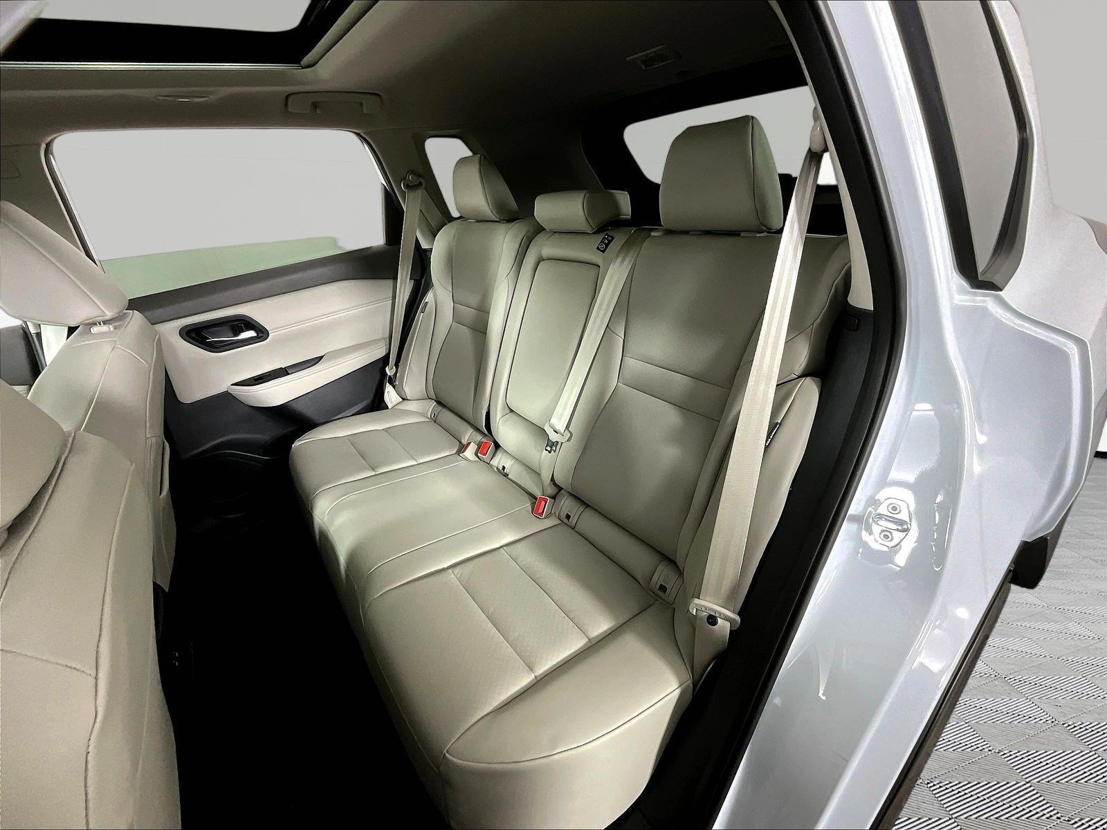 New 2026 Nissan Rogue Dark Armor AWD/4WD image 18