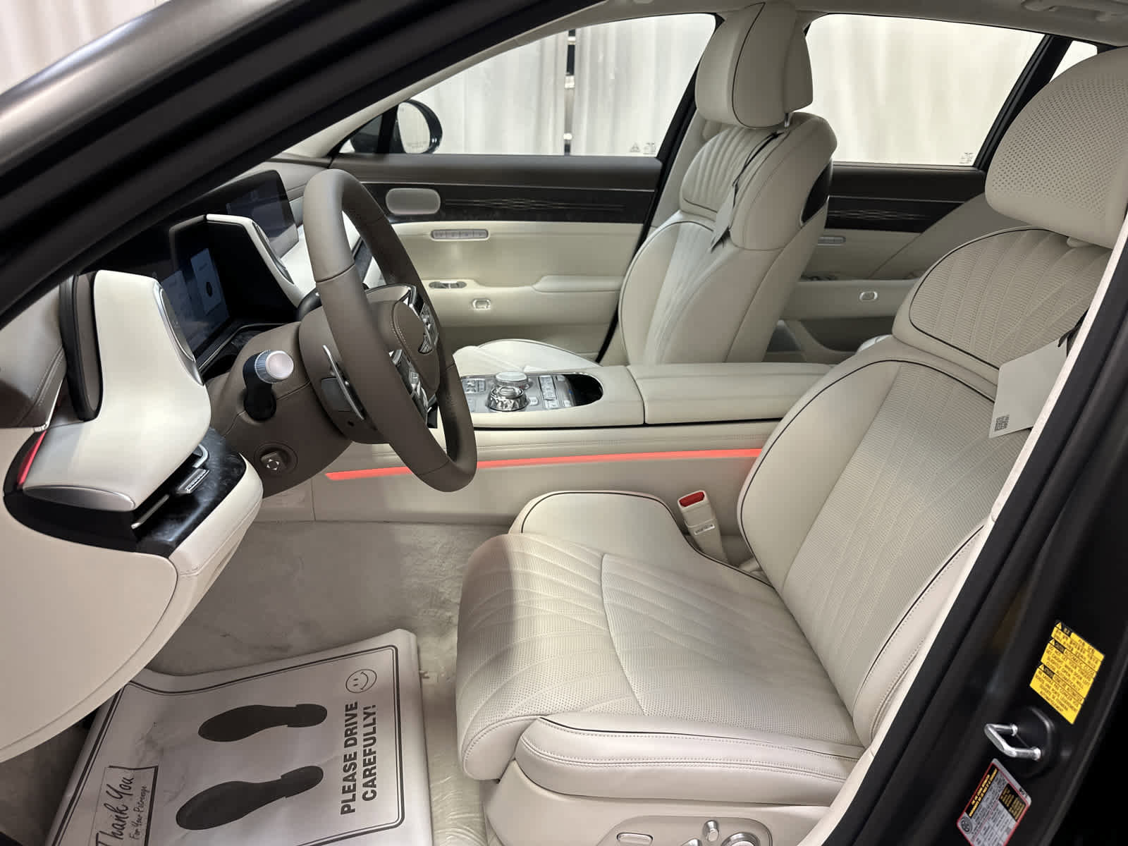 New 2024 Genesis G90 3.5T image 12