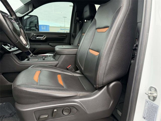 Used 2024 GMC Sierra 2500 AT4 w/ AT4 Premium Plus Package image 12