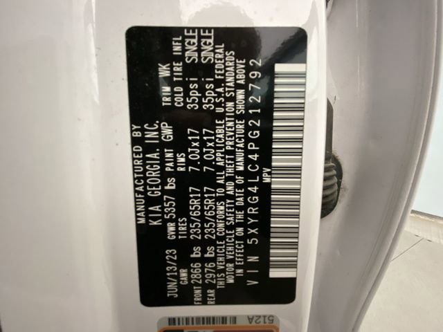 Used 2023 Kia Sorento LX image 27