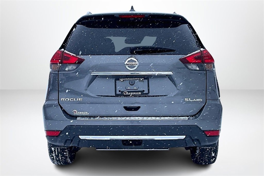 Used 2017 Nissan Rogue SL image 6