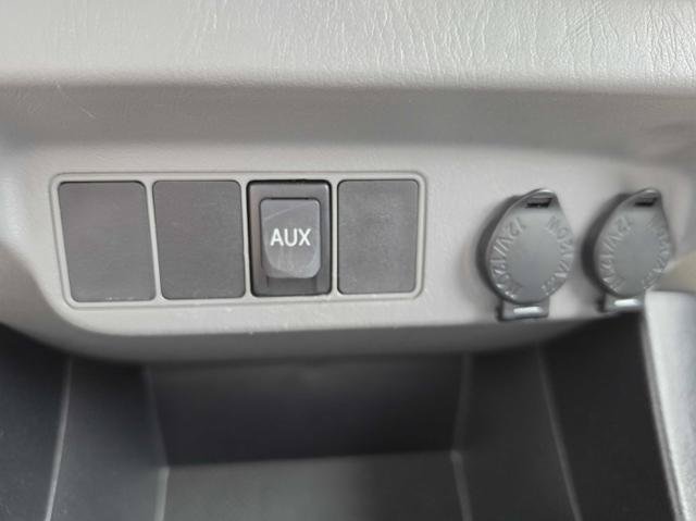 Used 2012 Toyota Tacoma 2WD Access Cab w/ SR5 Pkg image 19