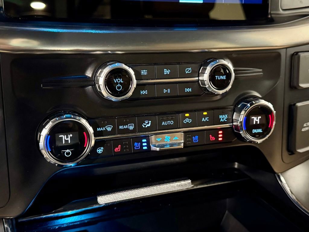 Used 2021 Ford F150 Lariat w/ Equipment Group 502A High image 20