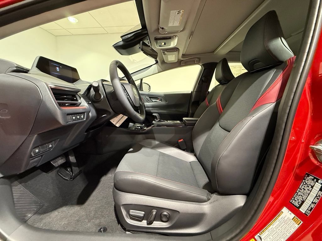 New 2026 Toyota Prius Plug-In Hybrid FWD image 13