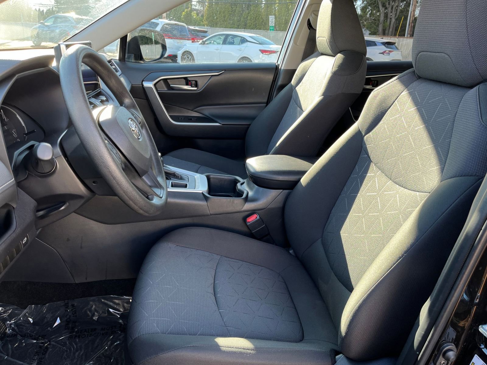 Used 2025 Toyota RAV4 XLE w/ Convenience Package image 39