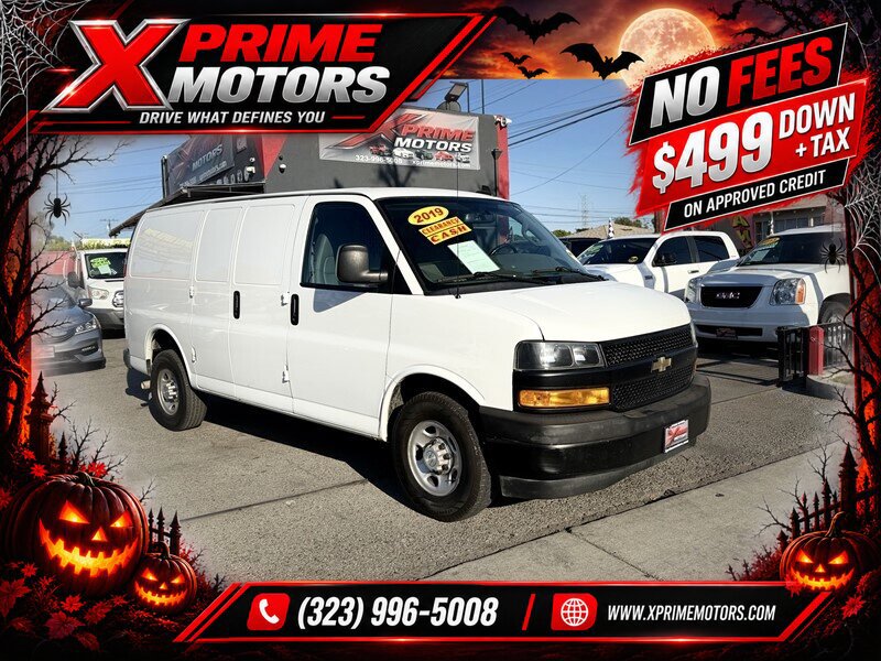 Used 2019 Chevrolet Express 2500 w/ Driver Convenience Package RWD image 1