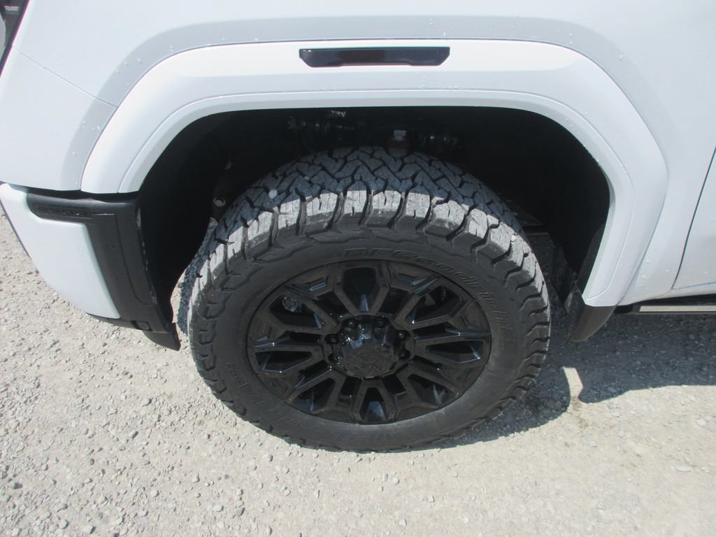New 2026 GMC Sierra 2500 Denali Ultimate AWD/4WD image 13